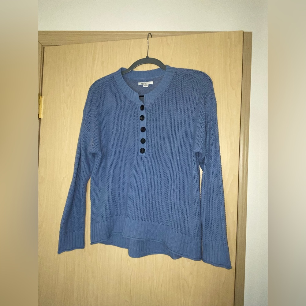 American eagle sweater